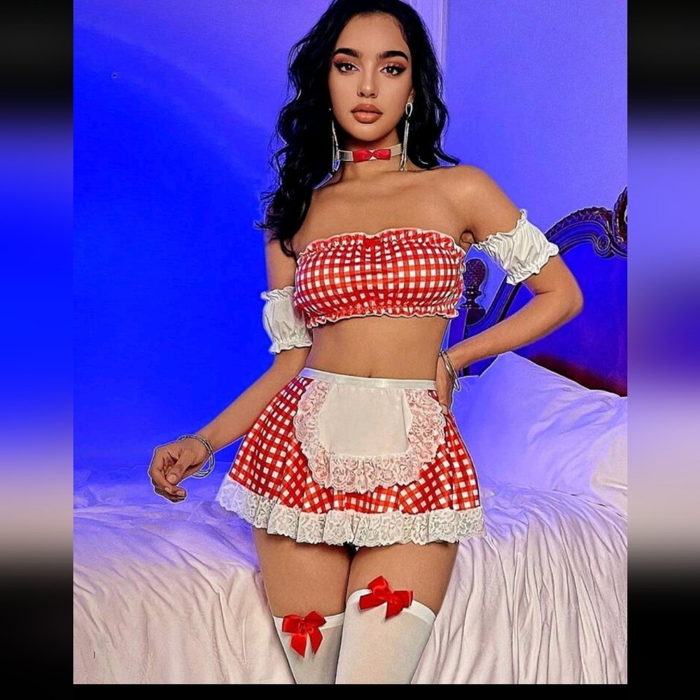 5 Piece set NIB Red Gingham Skirt with Lace Trim